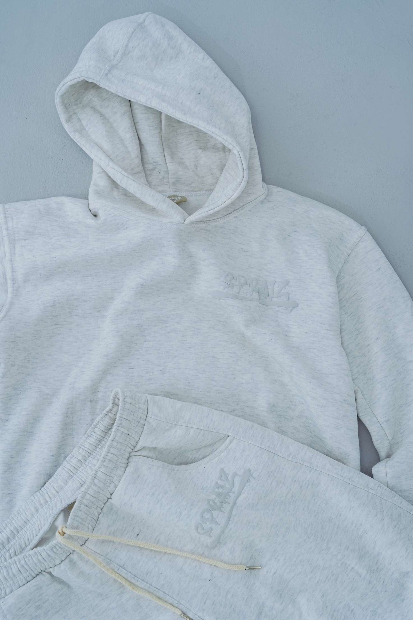 SIGNATURE GREY